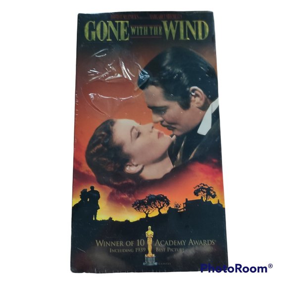 New Sealed Gone With The Wind VHS Box Set With 2 Tapes - Picture 1 of 4